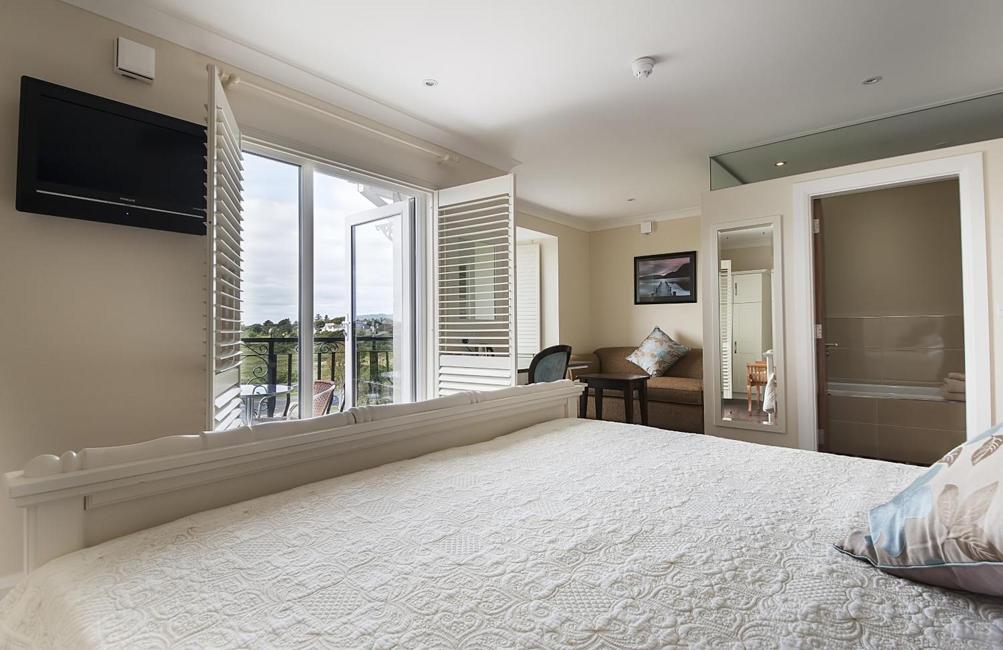 Superior Double Room Bay View