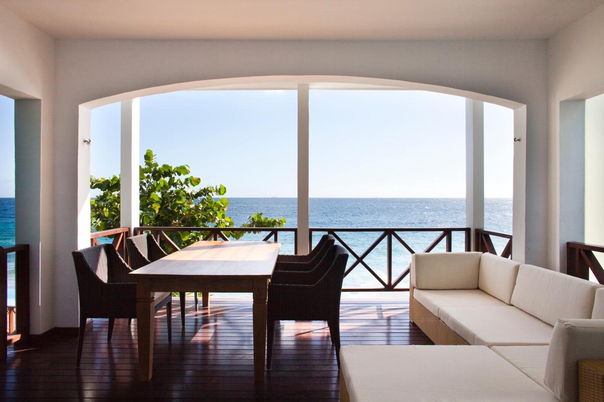 Two-Bedroom Apartment with Ocean View,1710607074:JPEG