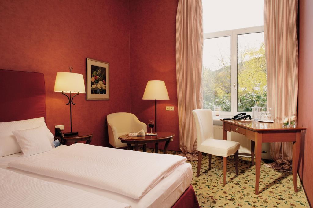 Double Room,215252180:JPEG