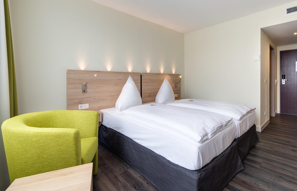 Double Room,699647332:JPEG
