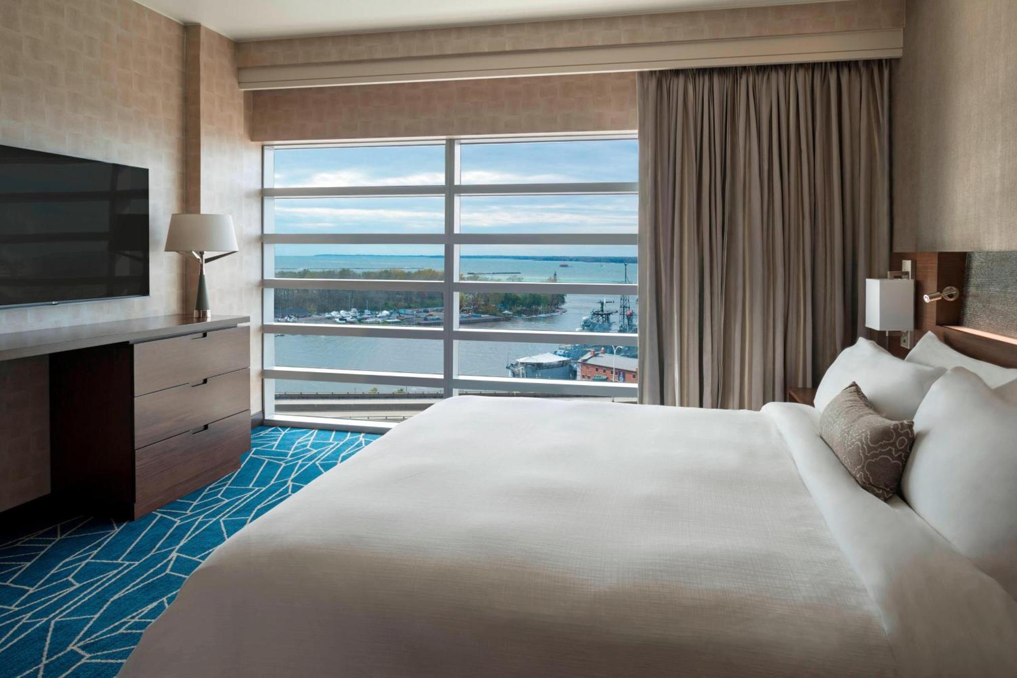 King Room with Lake View,1385914499:JPEG