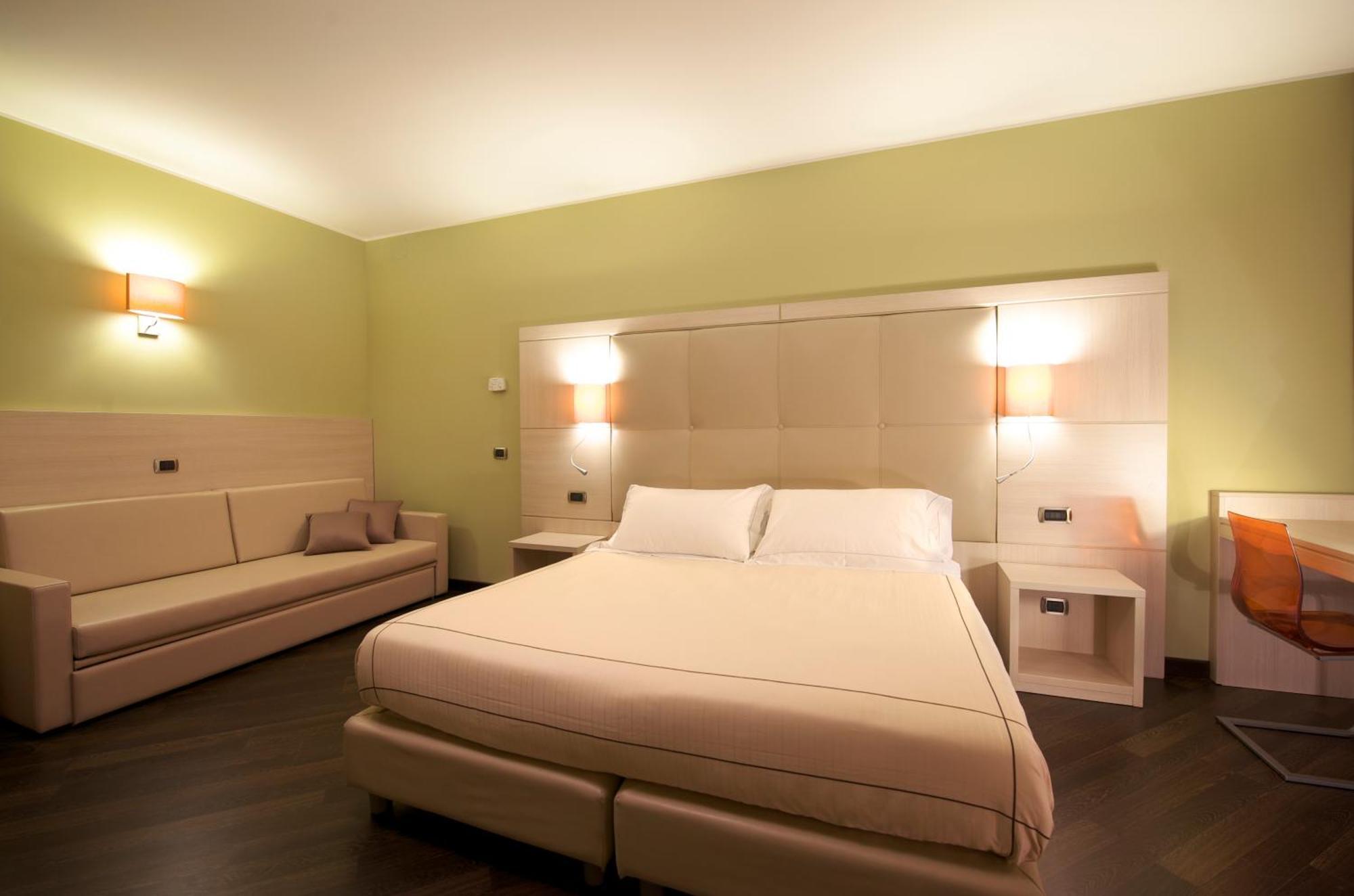 Quarto Superior com Cama de Casal ou 2 de Solteiro