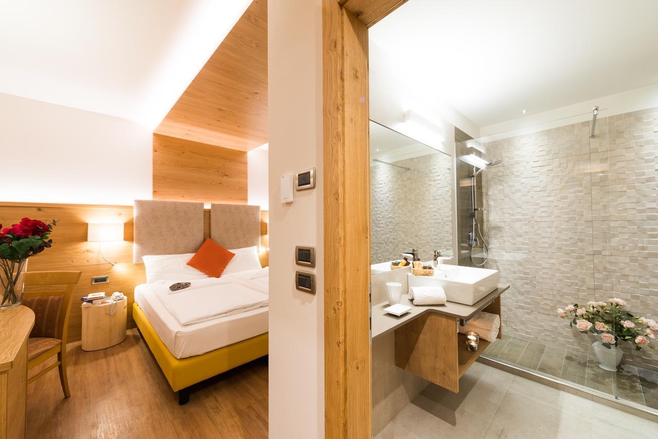 Superior Deluxe Double or Twin Room