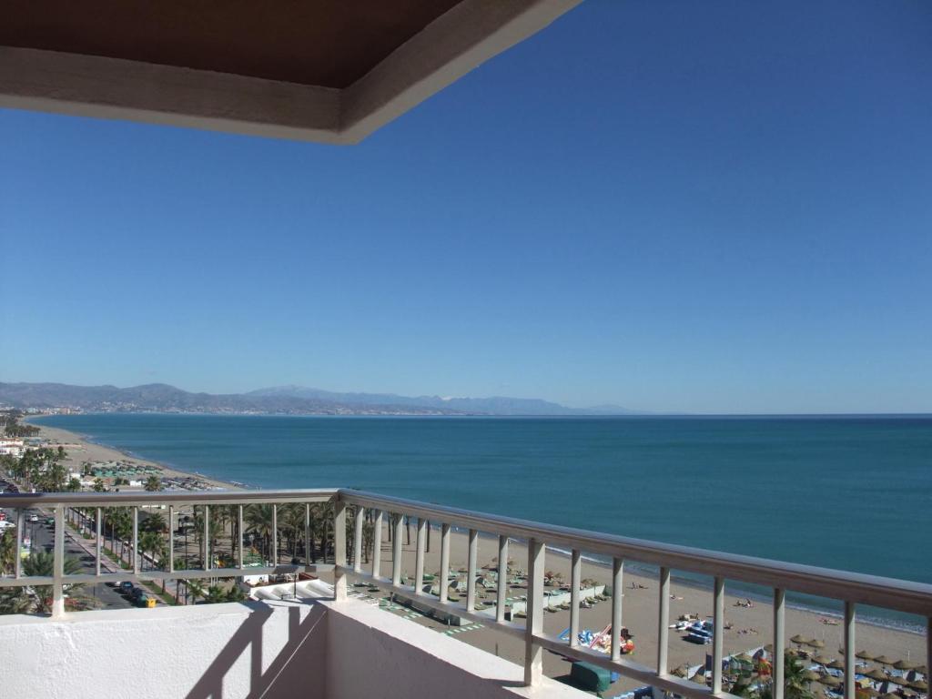 Apartment with Partial Sea View (1-4 Adults)