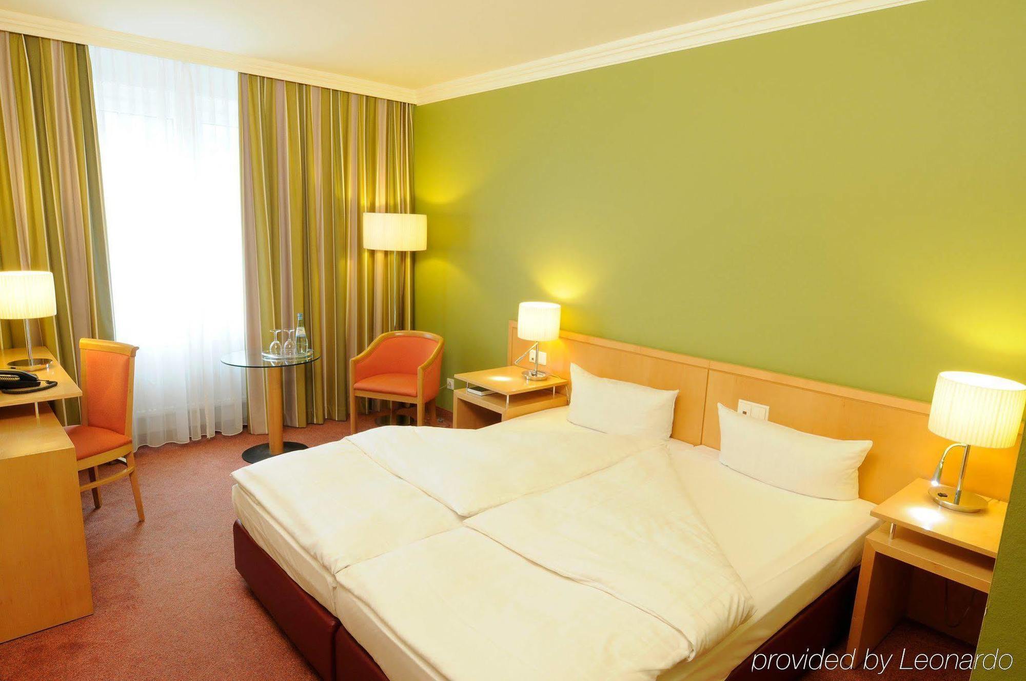 Basic Double Room