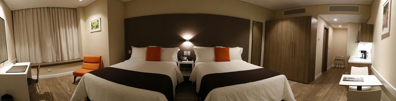 Deluxe Queen Room with Two Queen Beds