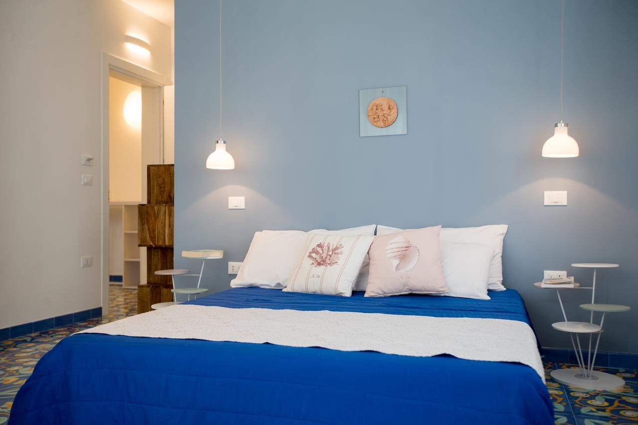 Chambre Lit King-Size avec Balcon