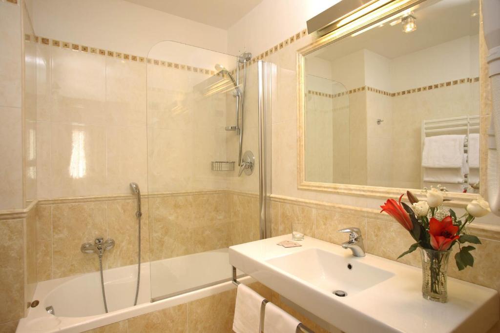 Quadruple Room,166138881:JPEG