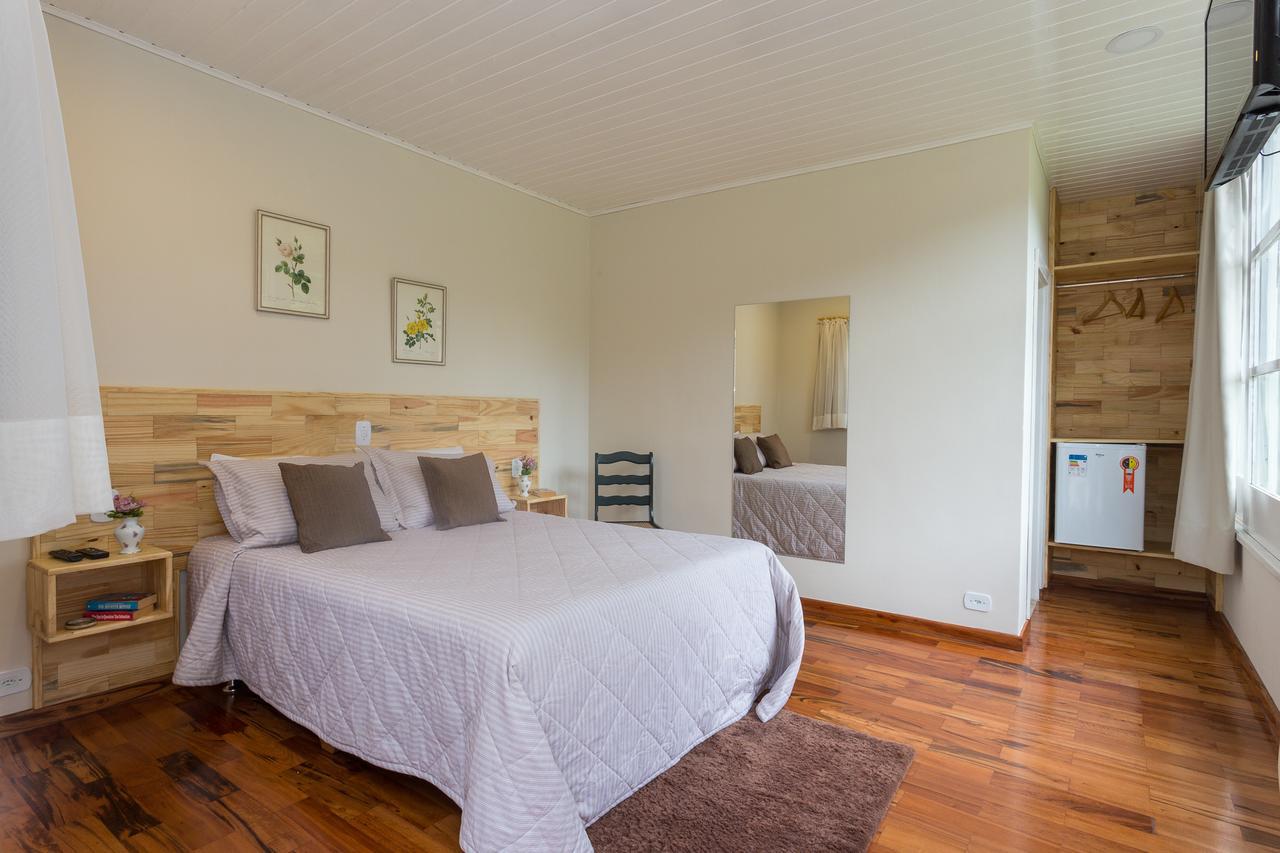 Quarto com Cama King-size
