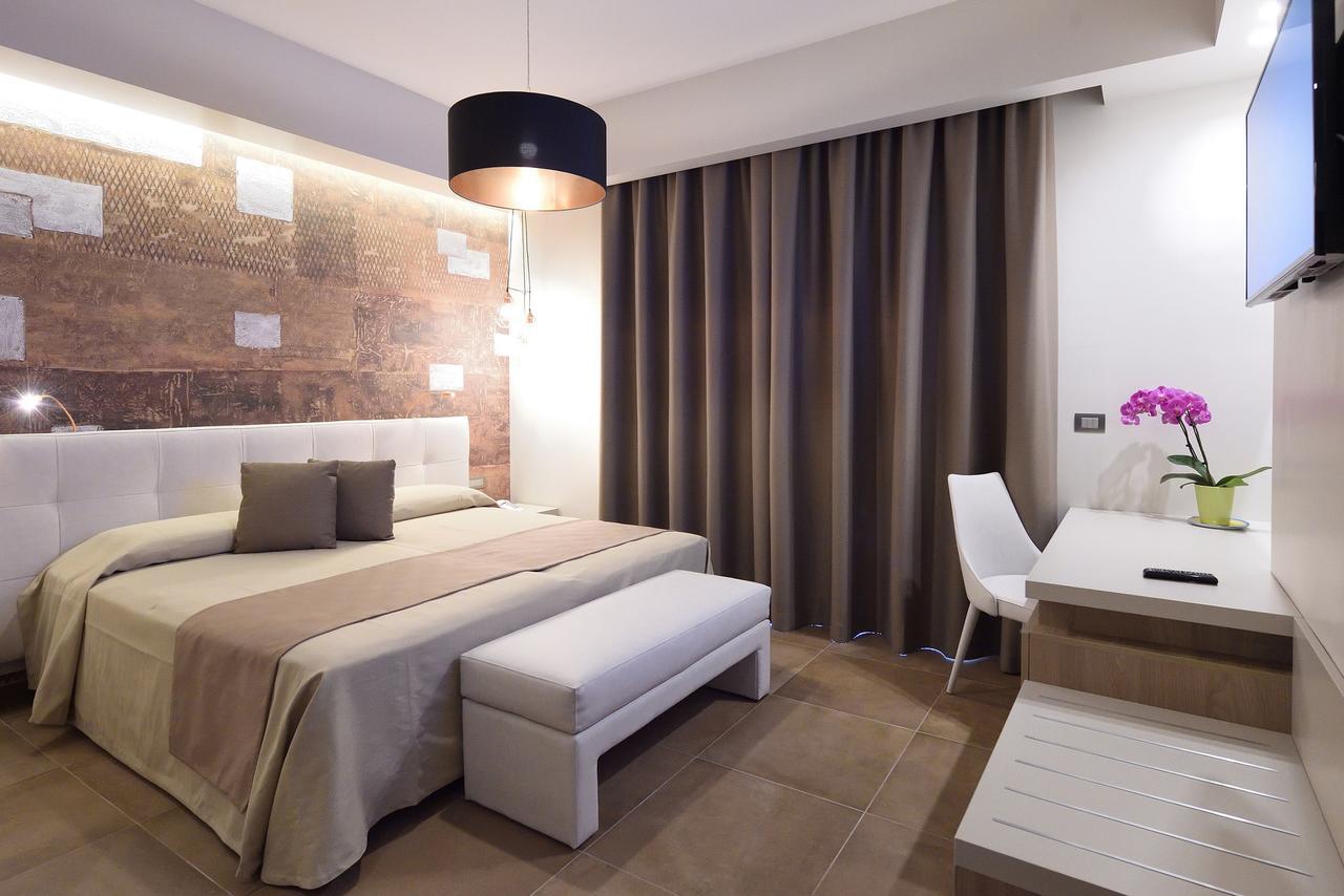 Chambre de Luxe Double ou Lits Jumeaux avec Baignoire Spa