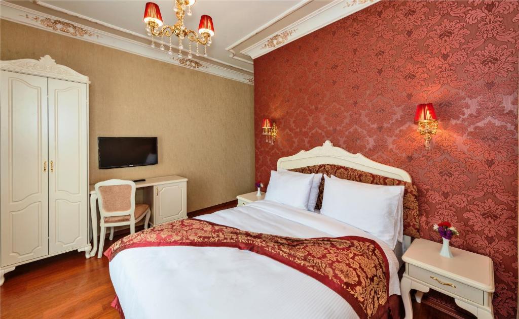 Standard Double or Twin Room