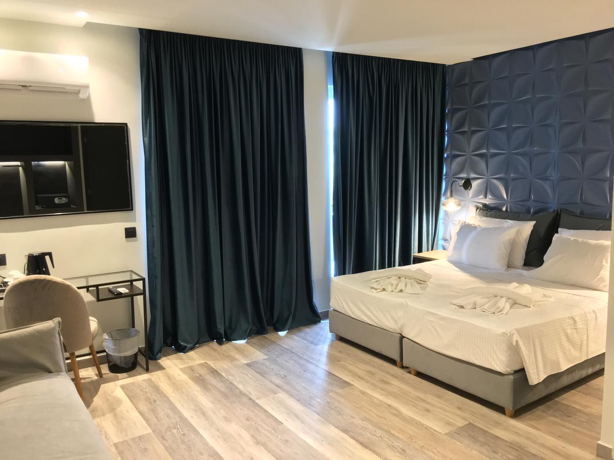 Deluxe Room,665459589:JPEG