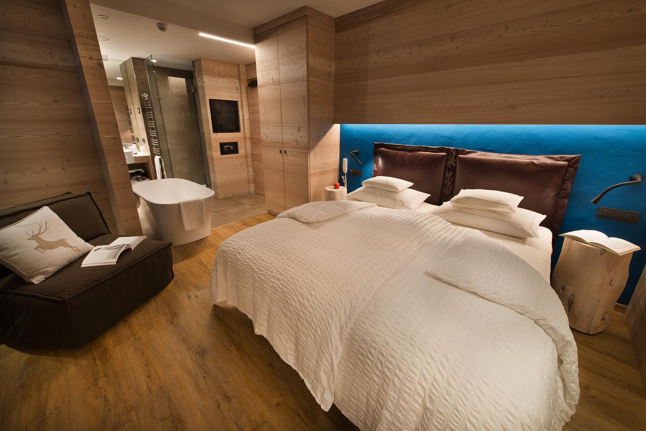 Superior Deluxe Double or Twin Room with Balcony,447957351:JPEG