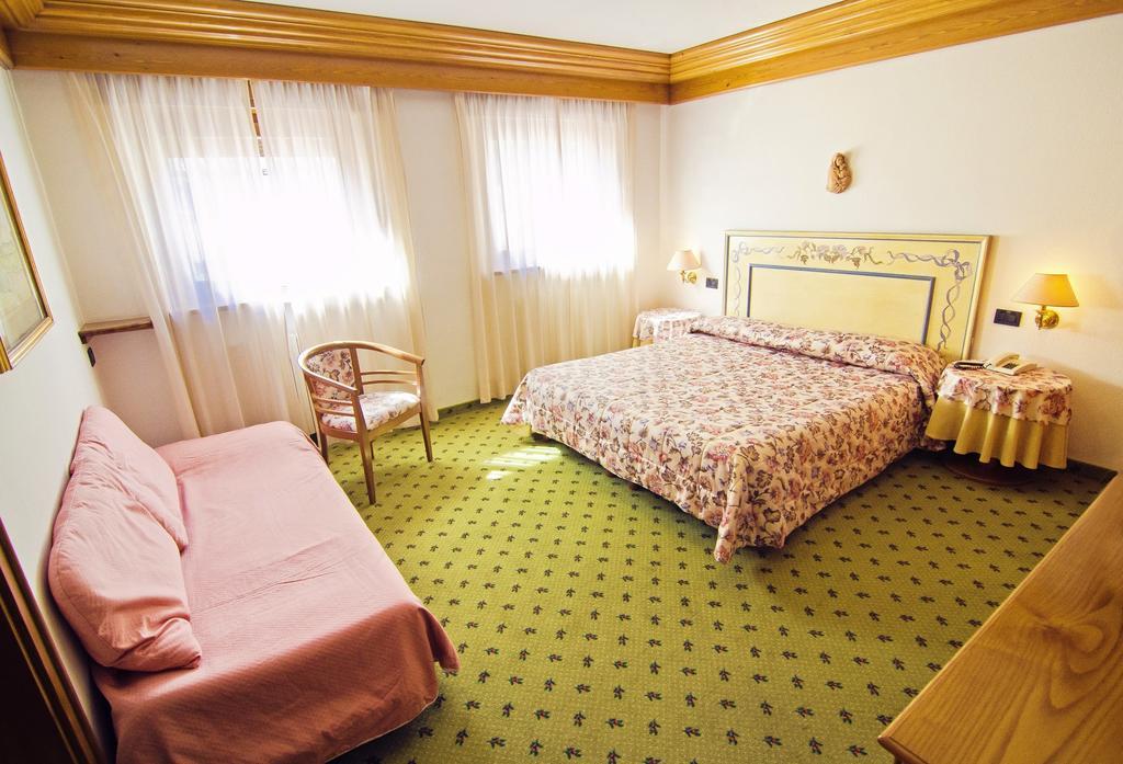 Comfort Triple Room,548062134:JPEG