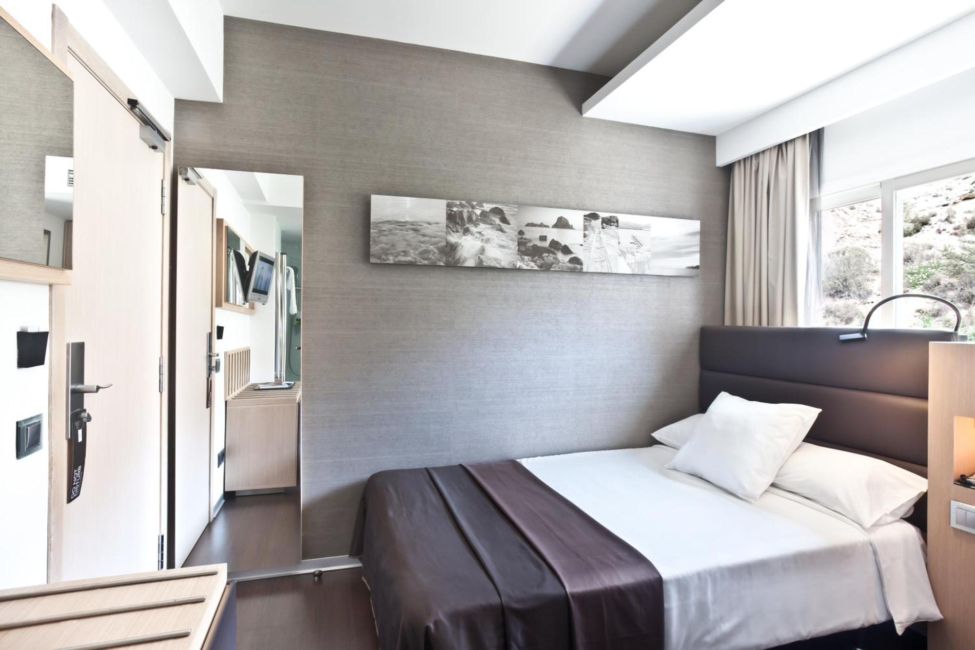 Quarto Individual Deluxe