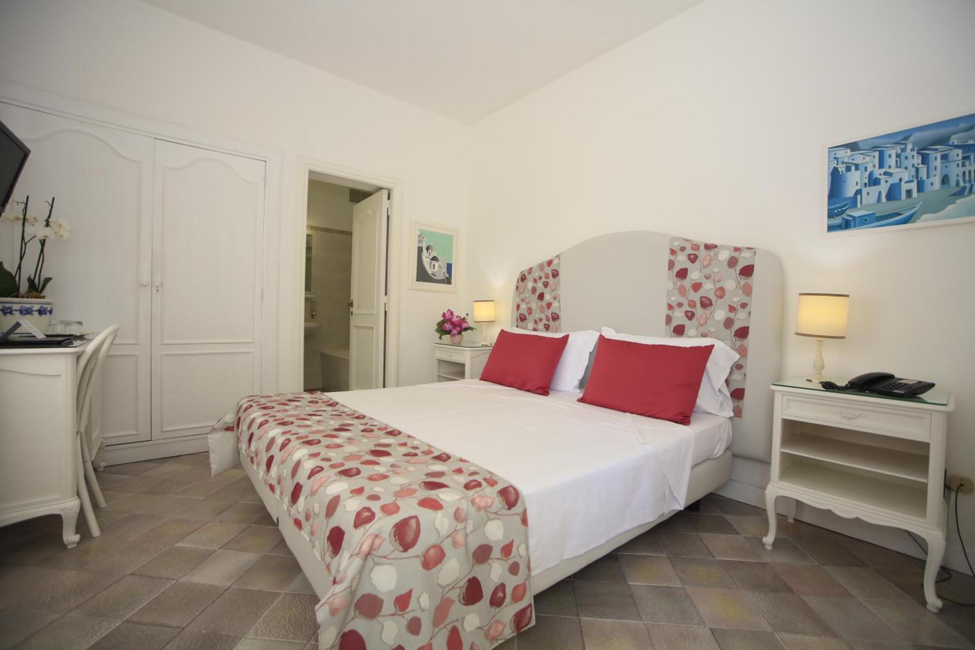 Economy Double or Twin Room