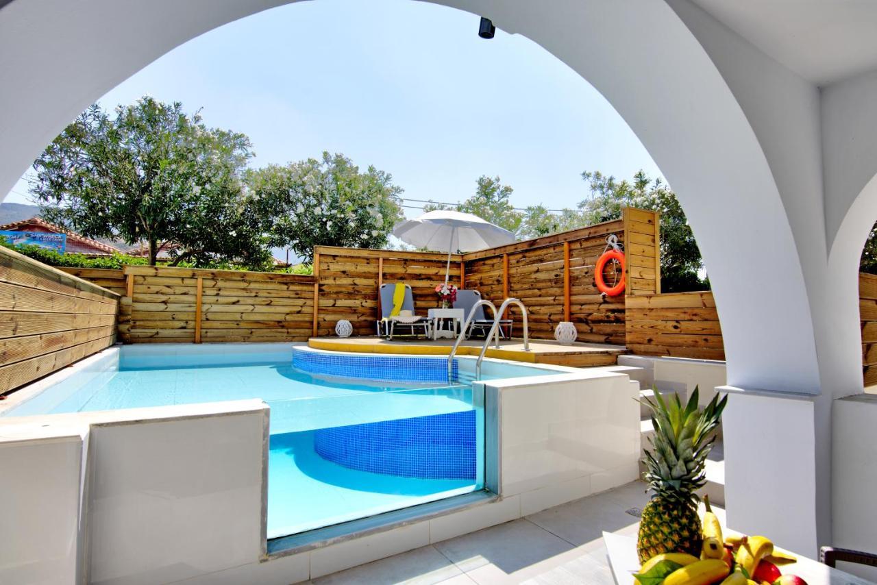 Tweepersoonskamer met Privézwembad (Swim-up)