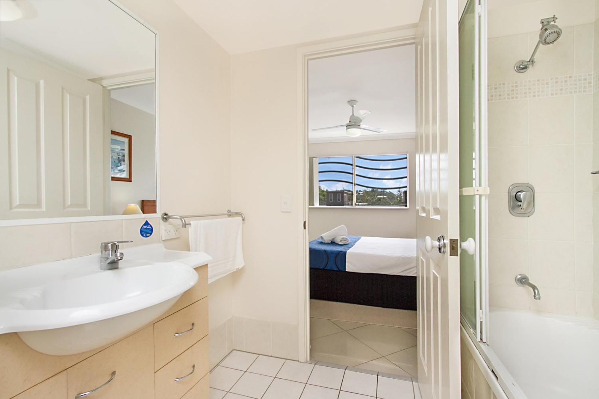 One-Bedroom Apartment,701754598:JPEG