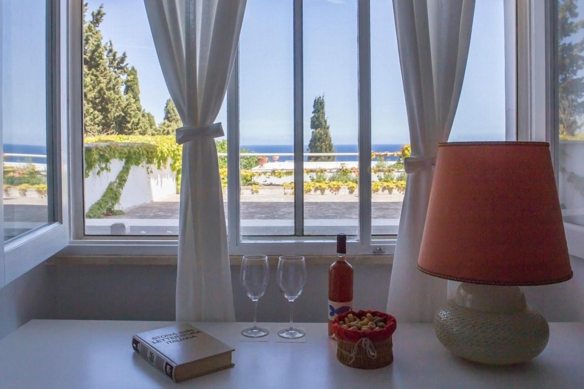 Double Room,984609169:JPEG
