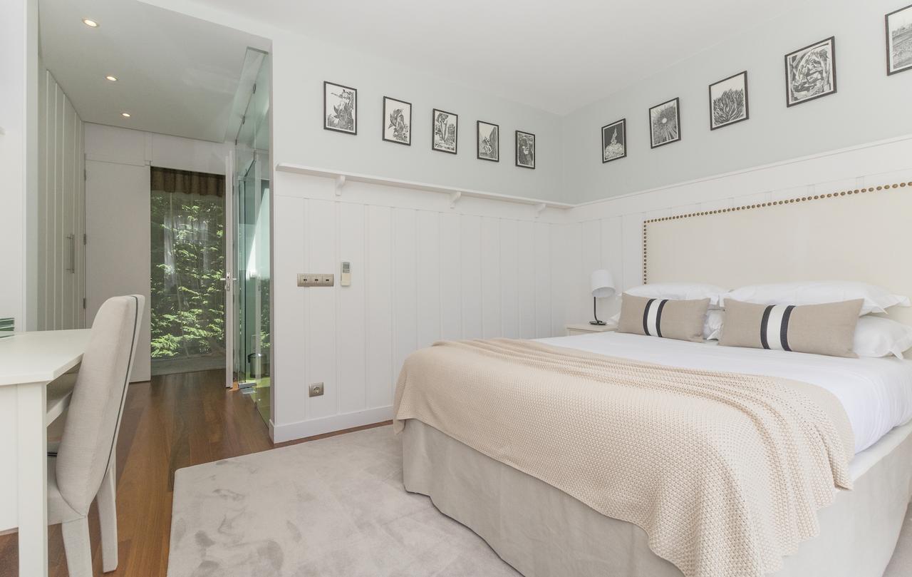 Deluxe Double Room with Spa Bath,775613260:JPEG