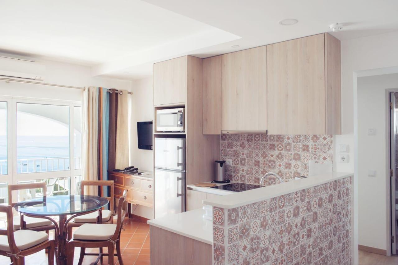Apartamento de 2 Quartos com Vista do Mar