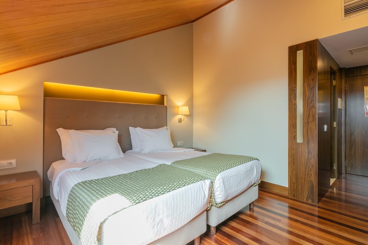 Twin Room Attic