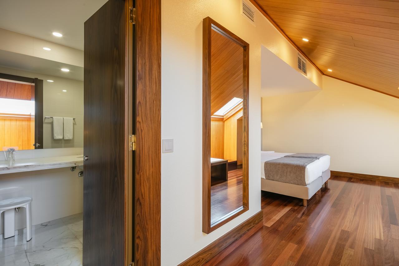 Twin Room Attic