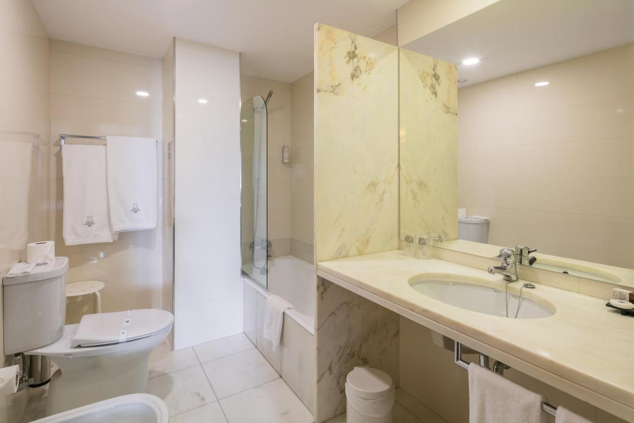 Premium Twin Room