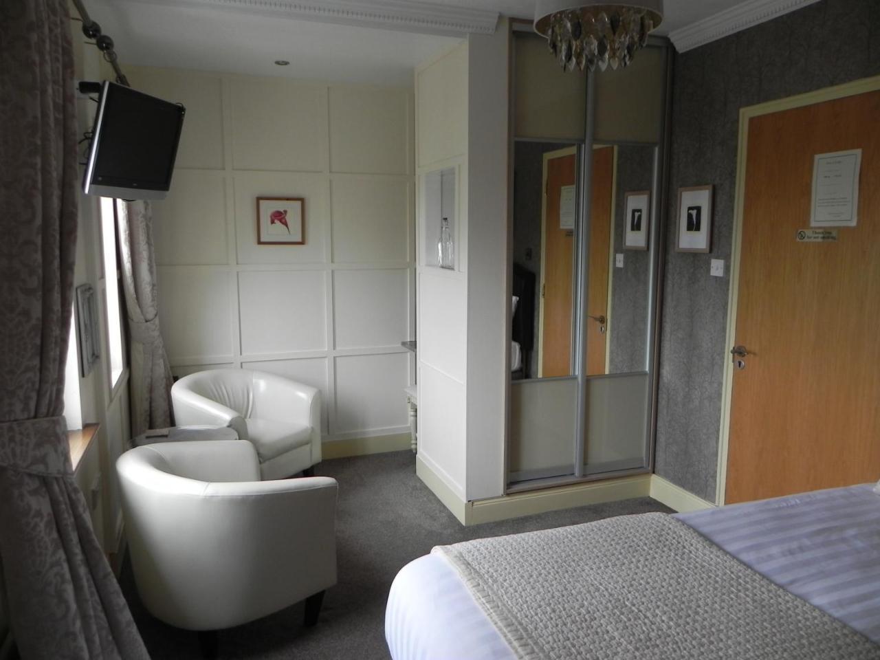Double Room,723311995:JPEG