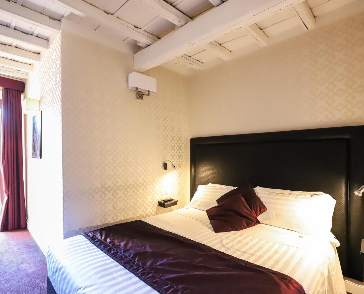 Double Room Balcony,724242394:JPEG