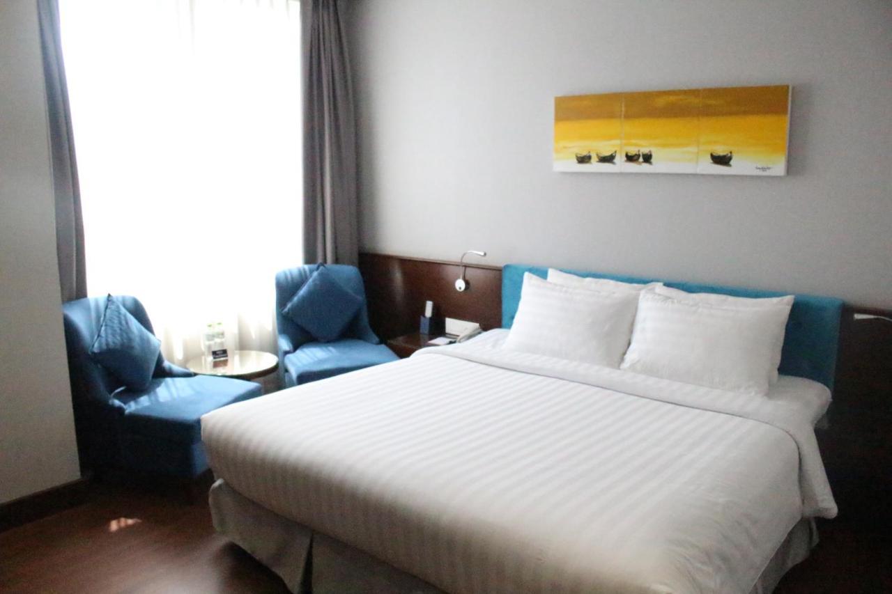 Quarto com Cama de Casal ou 2 de Solteiro Deluxe