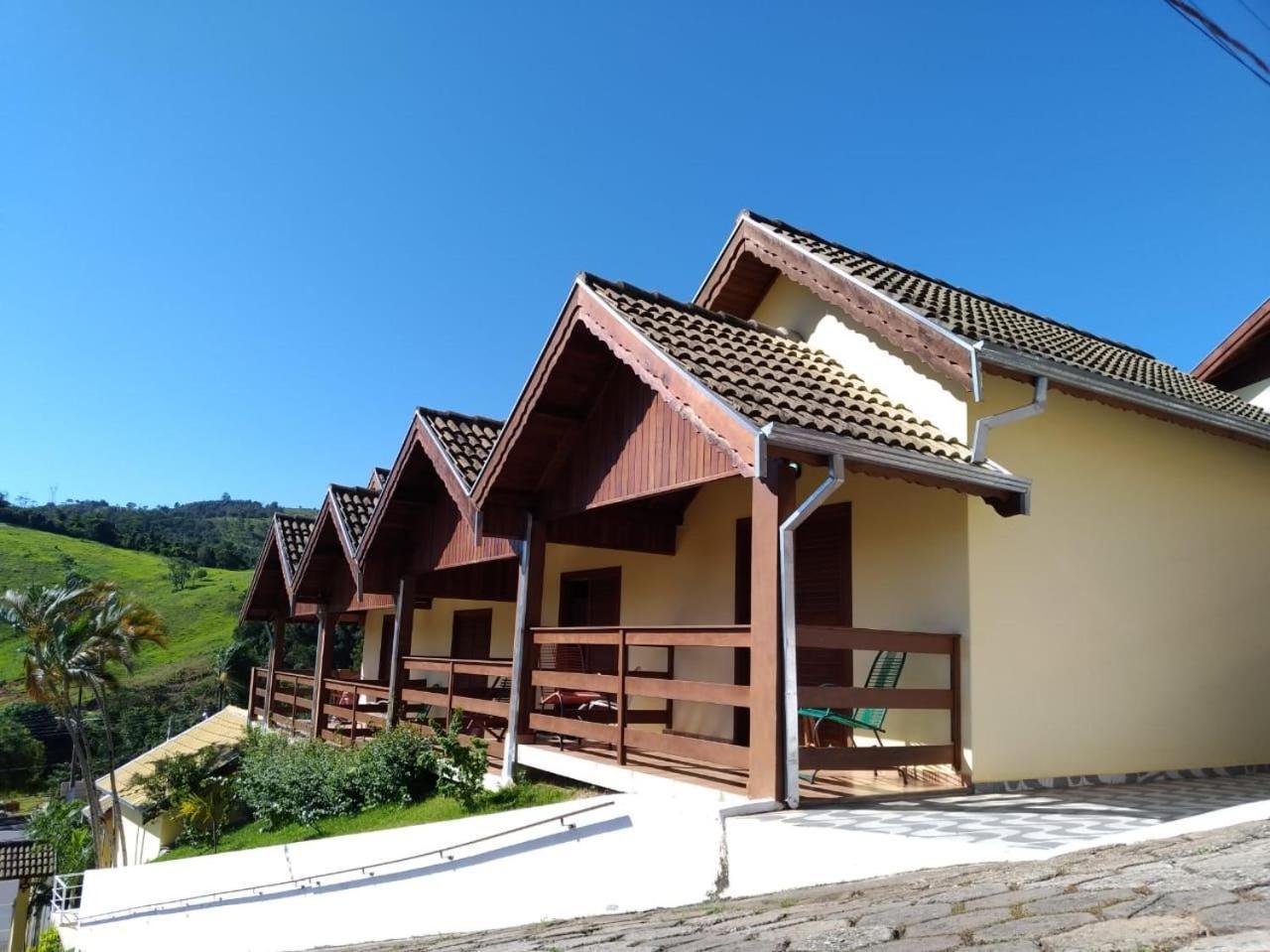 Chalet,545746722:JPEG