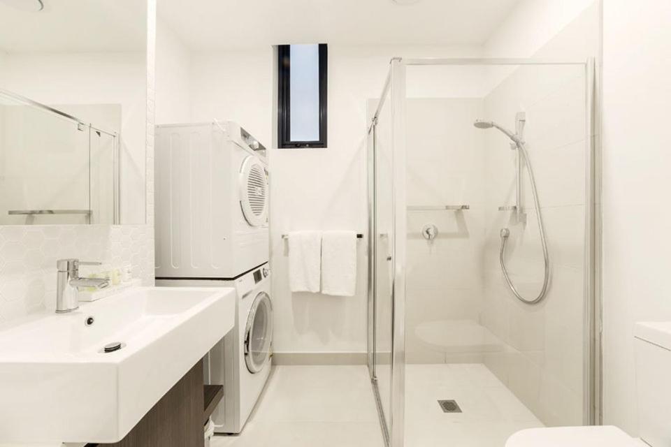 Two-Bedroom Apartment,711105328:JPEG