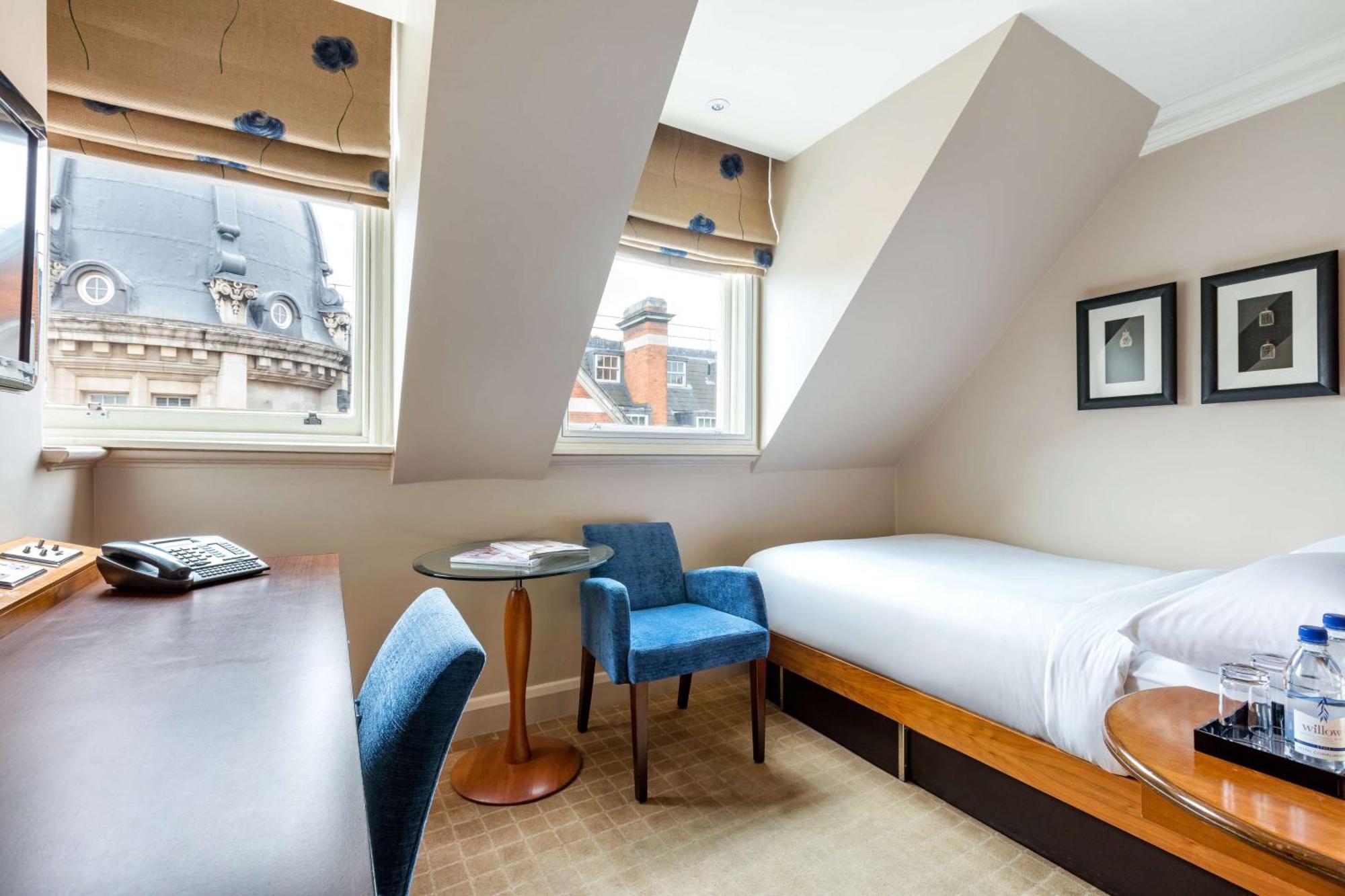 Superior Single Room,1588044611:JPEG
