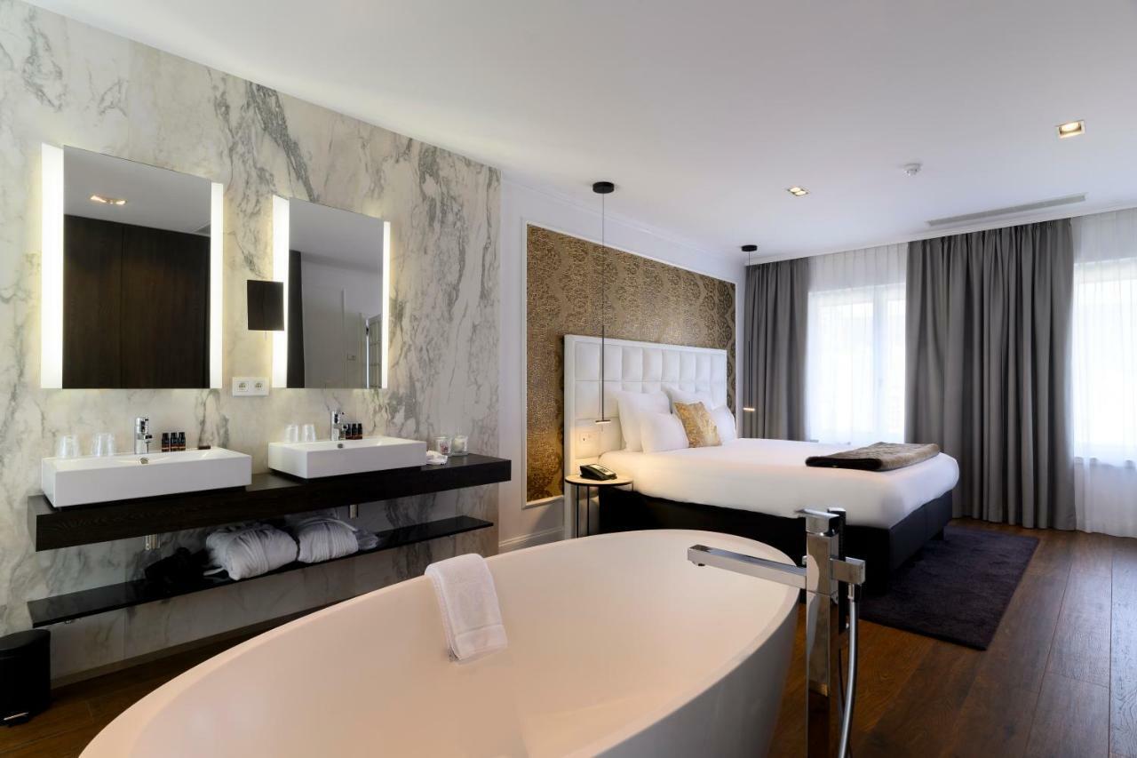 Penthouse Suite