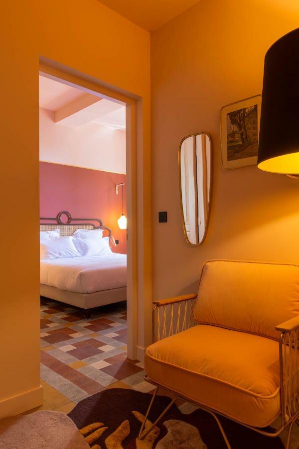 Double Room,1541682934:JPEG