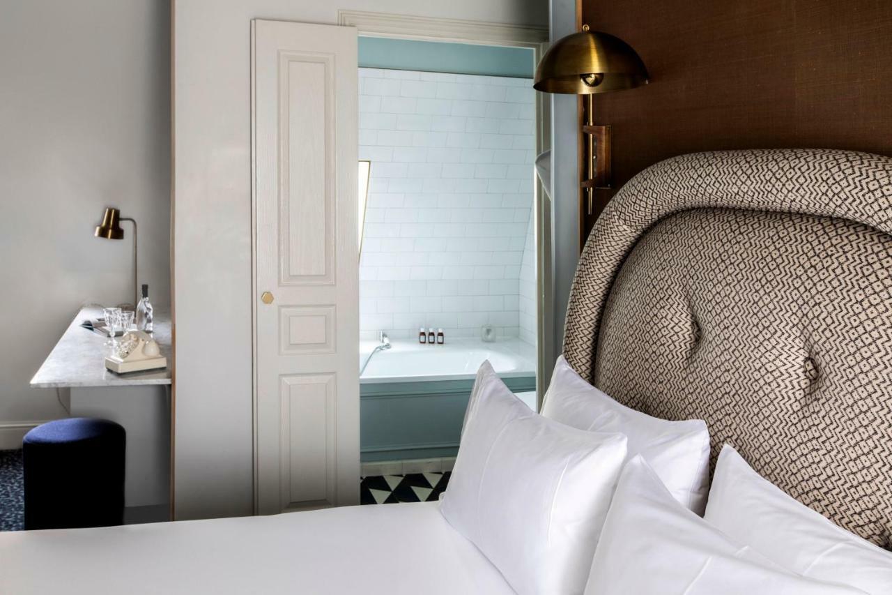 Quarto "Sous Les Toits 22m²"