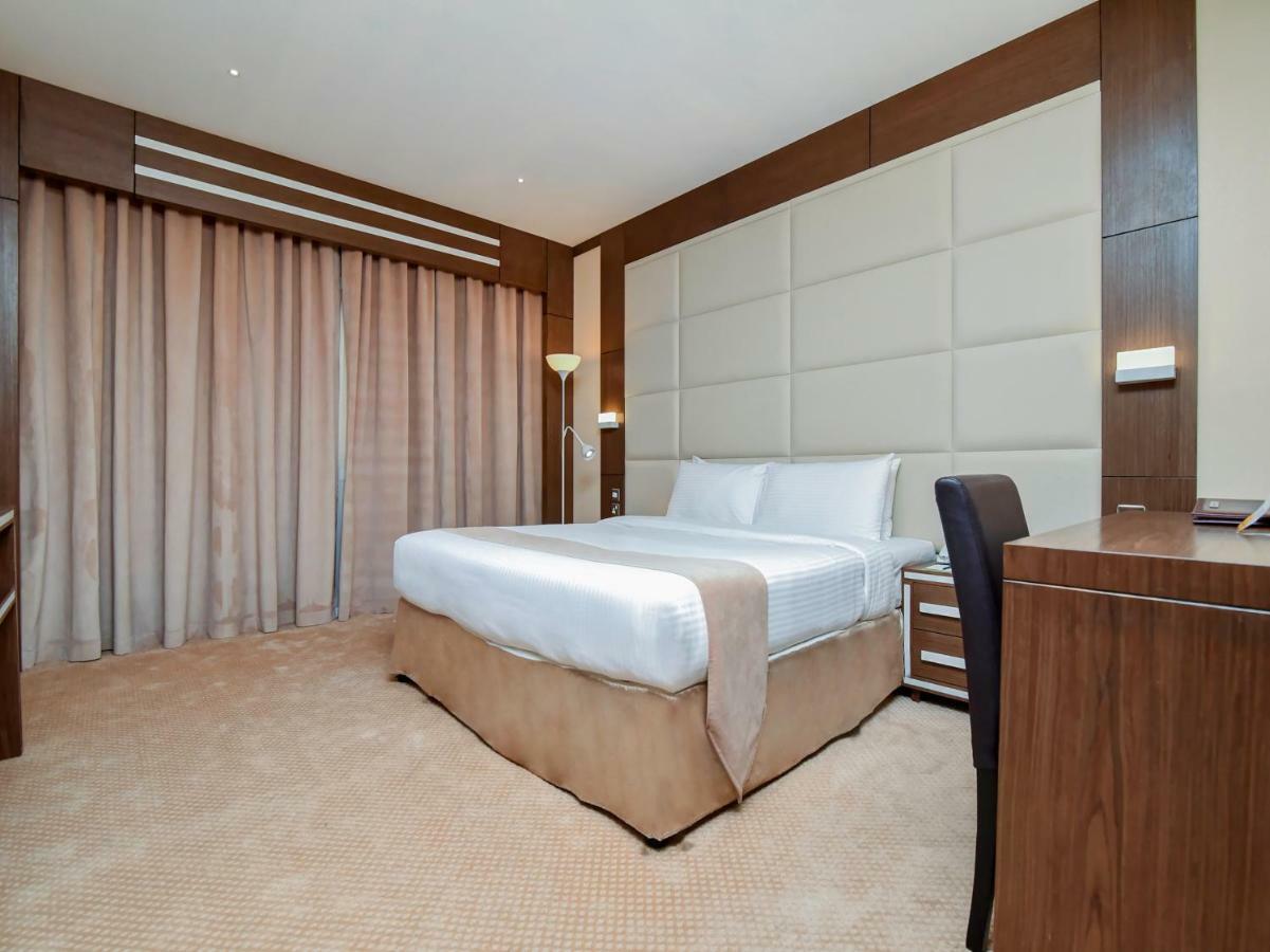 One Bedroom Junior Suite