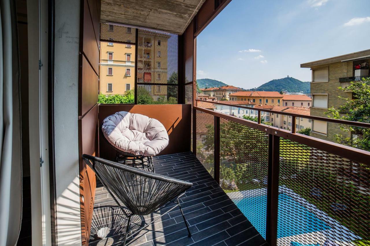 Habitación Doble con vistas a la piscina