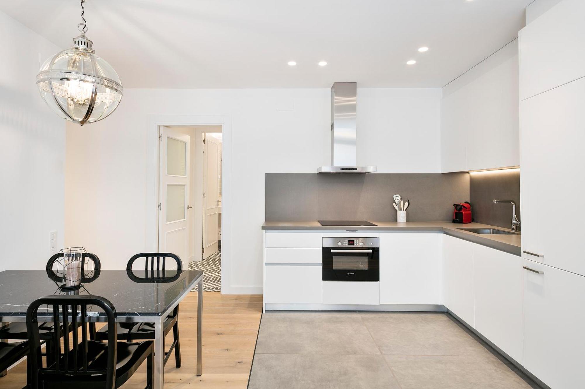 Deluxe Two-Bedroom Apartment