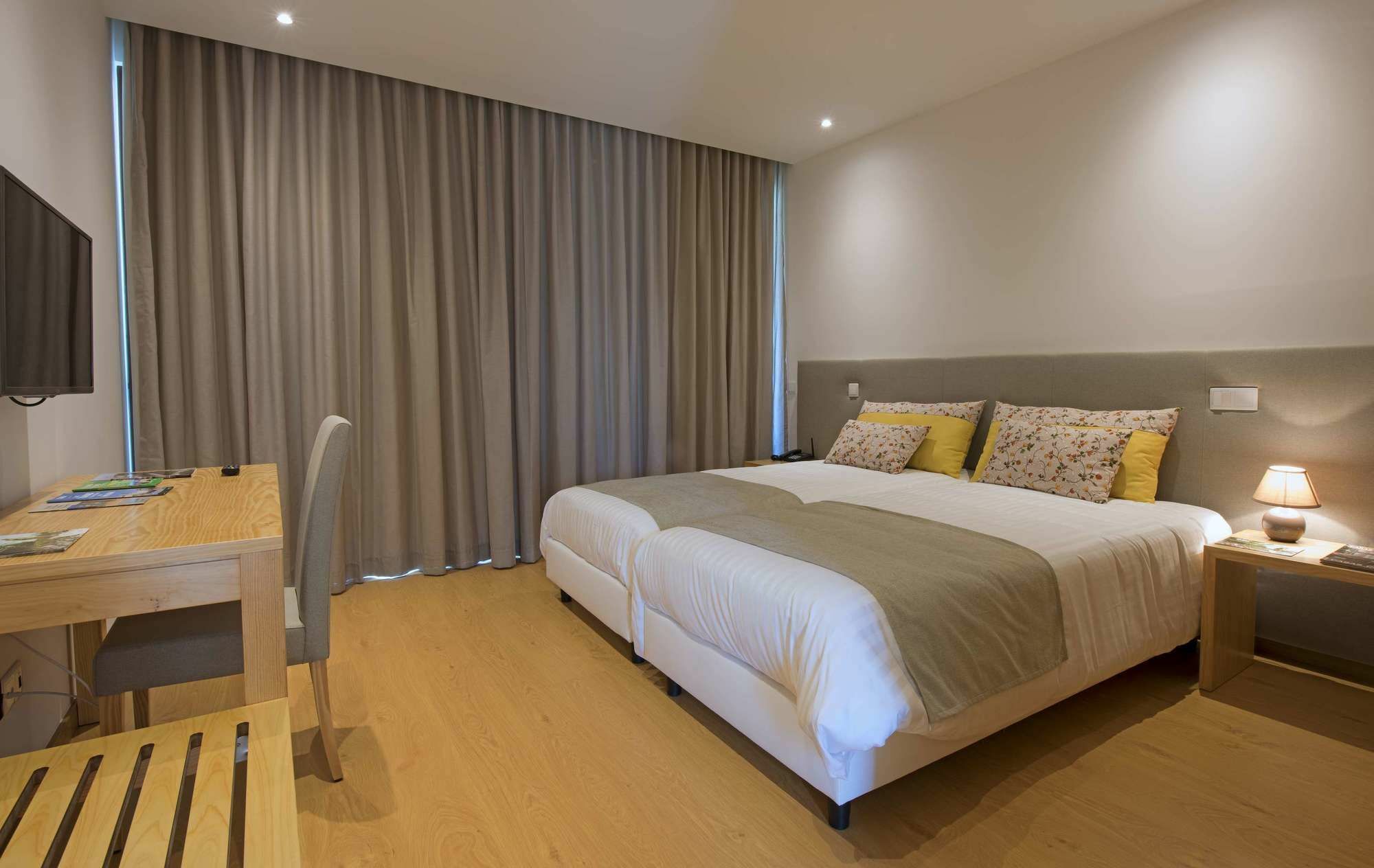 Quarto Duplo