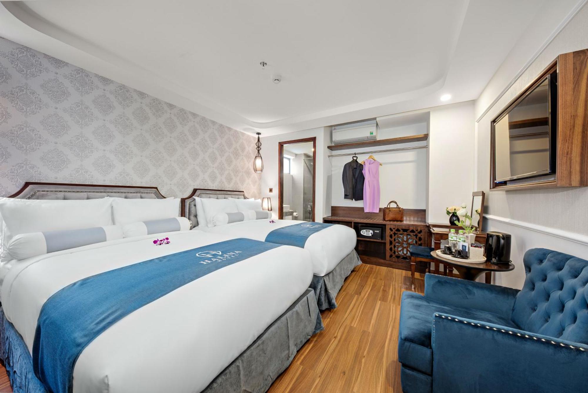 Deluxe Triple Room with City View