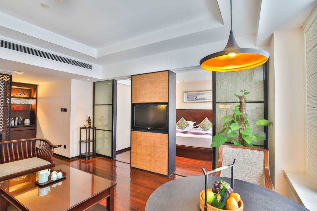 Executive Suite Package,830529551:JPEG