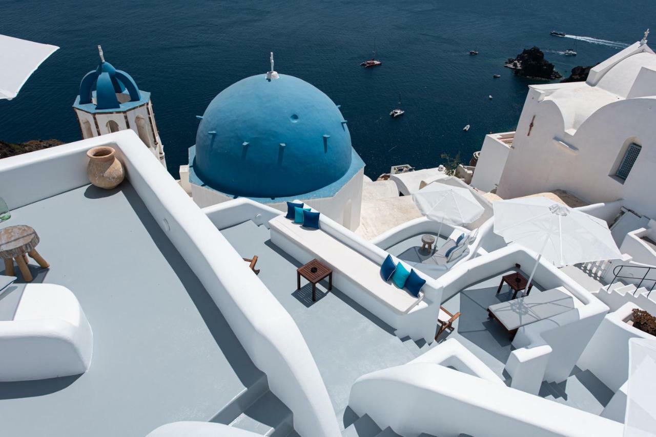Suite Balcony Blue Domes View