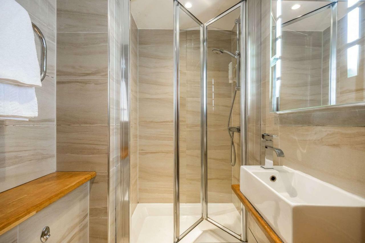 Quarto Triplo Standard