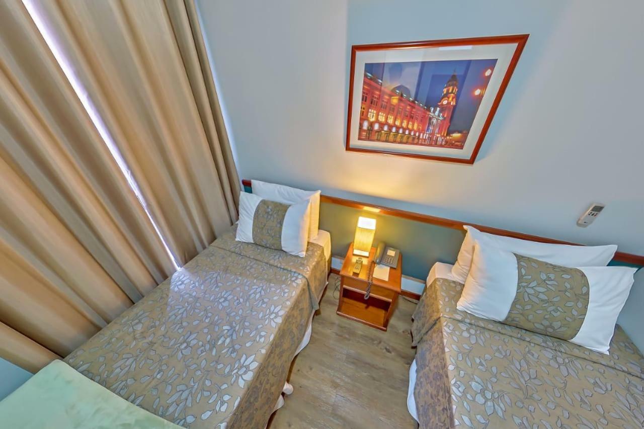 Twin Apartment