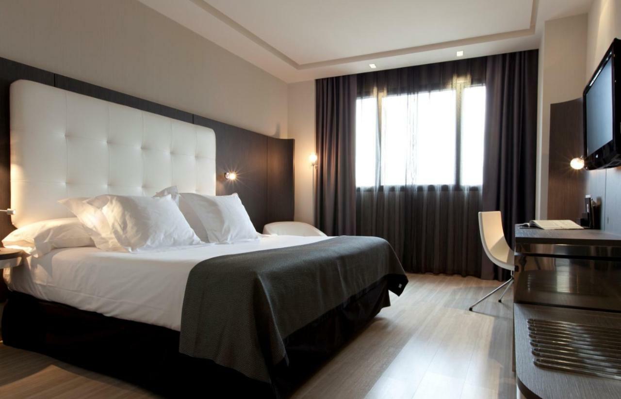 Double or Twin Room,909796297:JPEG
