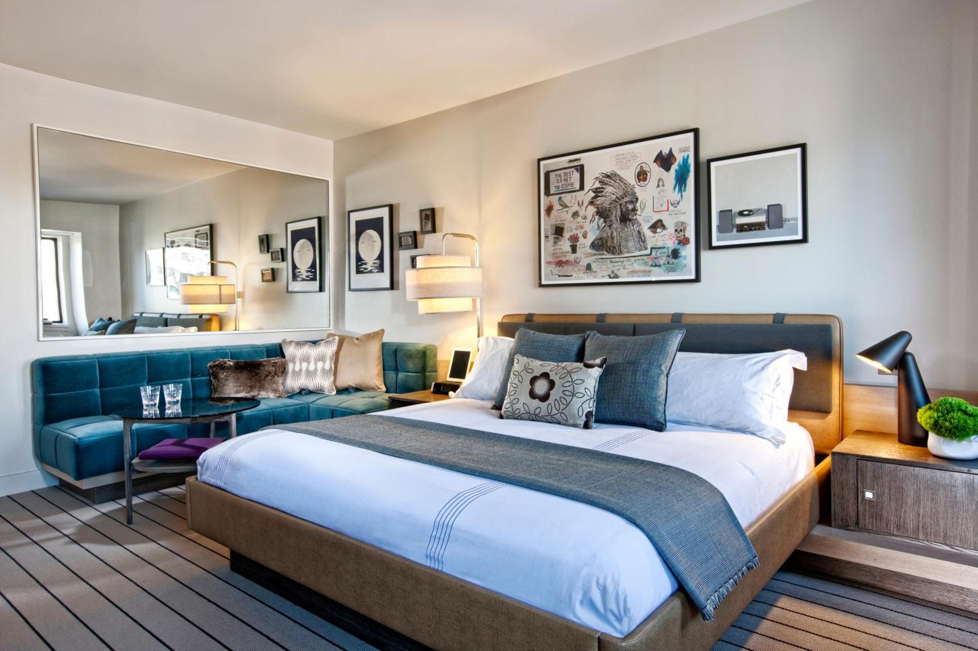 Quarto com Cama King-size e Chuveiro com Acessibilidade - Acessível para Hóspedes com Mobilidade Reduzida