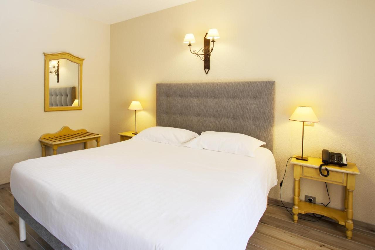 Room with Terrace,943424692:JPEG