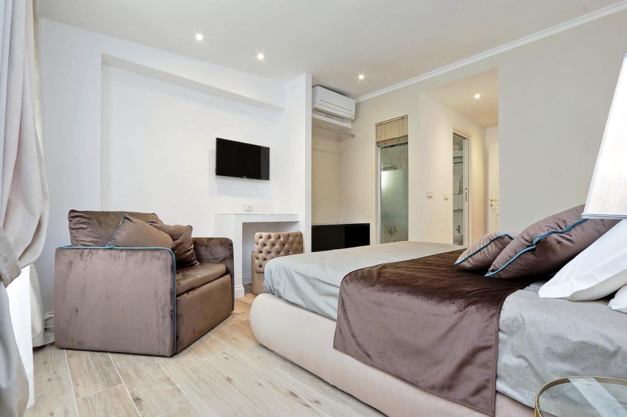 Double Room with Extra Bed,977640025:JPEG